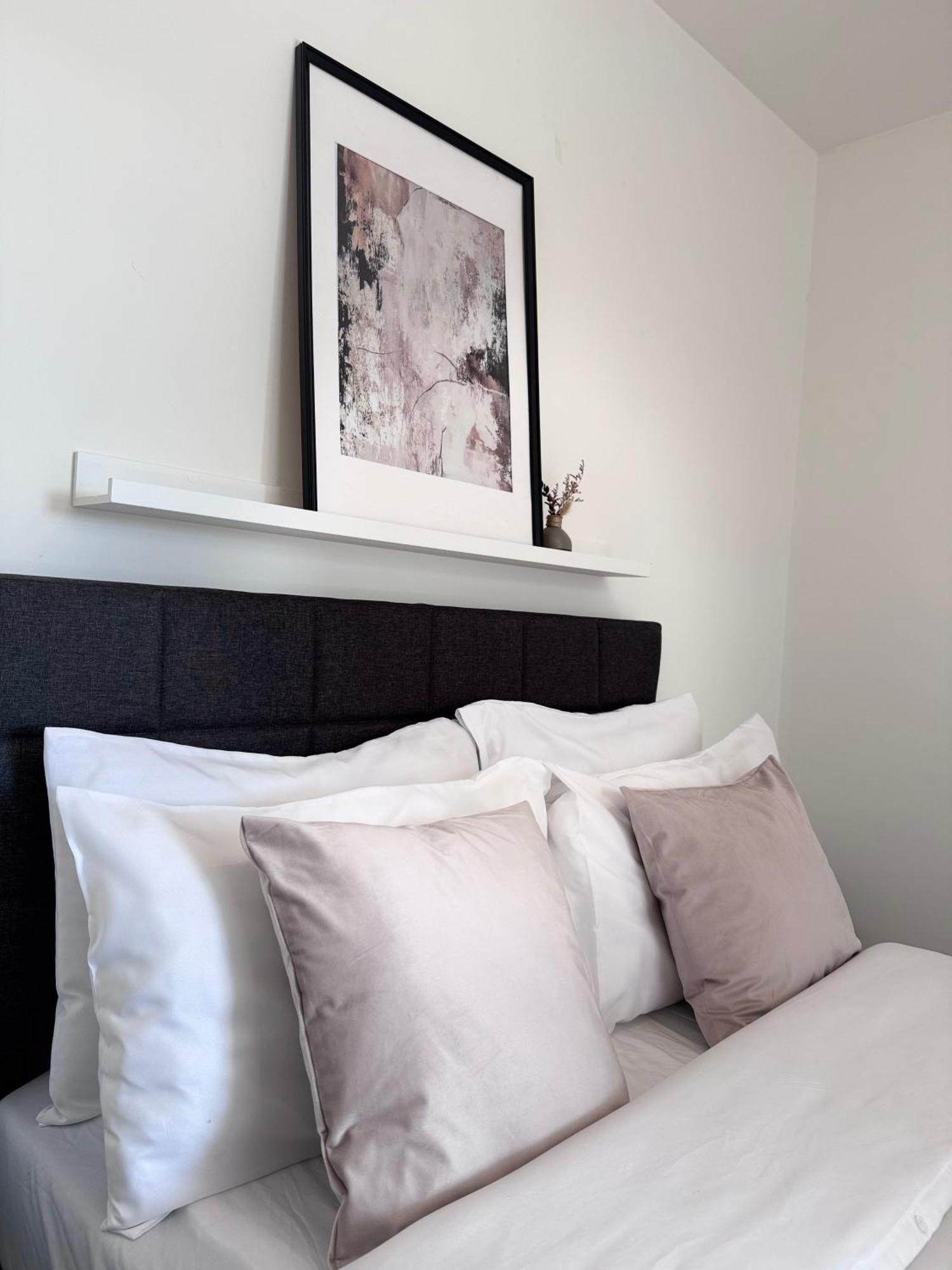 Modern And Stunning 1 Bed Near Old Trafford And Centre Apartment Manchester